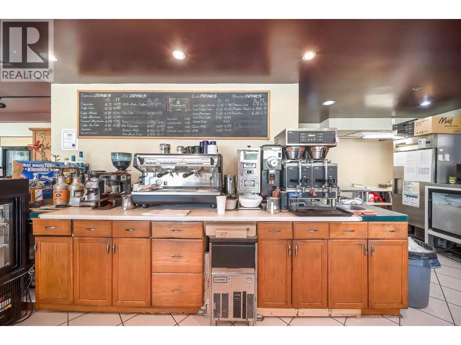 Commercial Sale For Sale