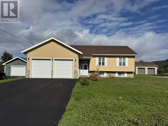 27 Foote Street, Pasadena, Newfoundland & Labrador A0L1K0