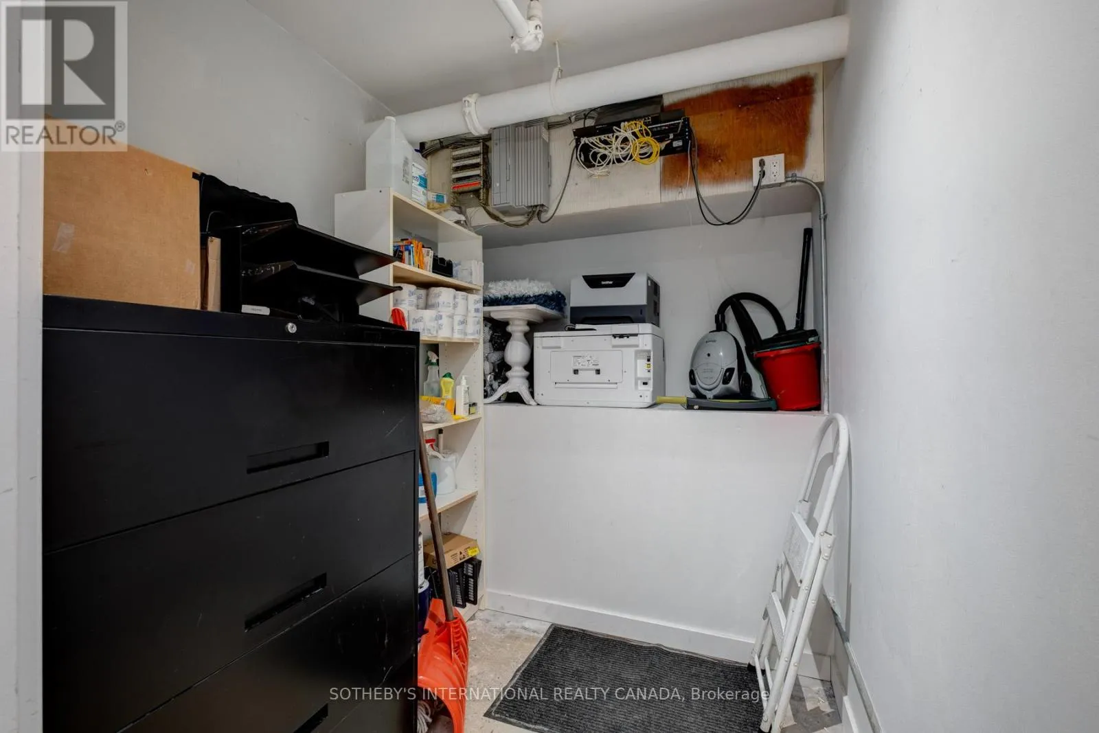 Commercial Sale For Sale