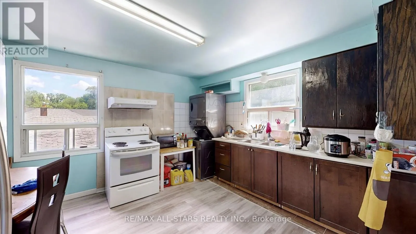 Commercial Sale For Sale