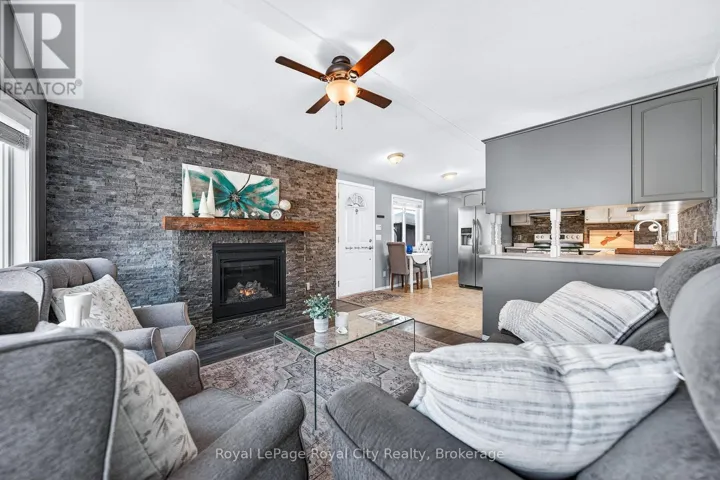 6 WATER (PVT) STREET, Puslinch, Ontario N1H6H9