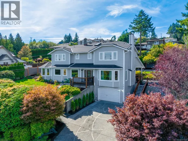 392 Carnegie St, Campbell River, British Columbia V9W2J5