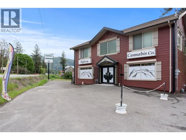 5661 97 Highway, Falkland, British Columbia V0E1W0
