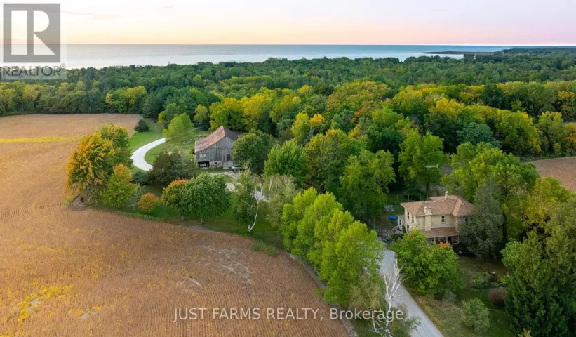 9024 WOOD DRIVE, Lambton Shores (Forest), Ontario N0N1J2