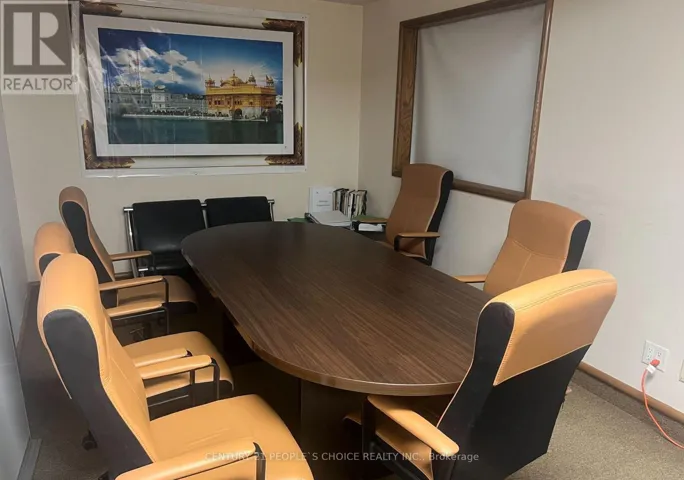 3 - 139 DEVON ROAD, Brampton (Gore Industrial South), Ontario L6T5L8