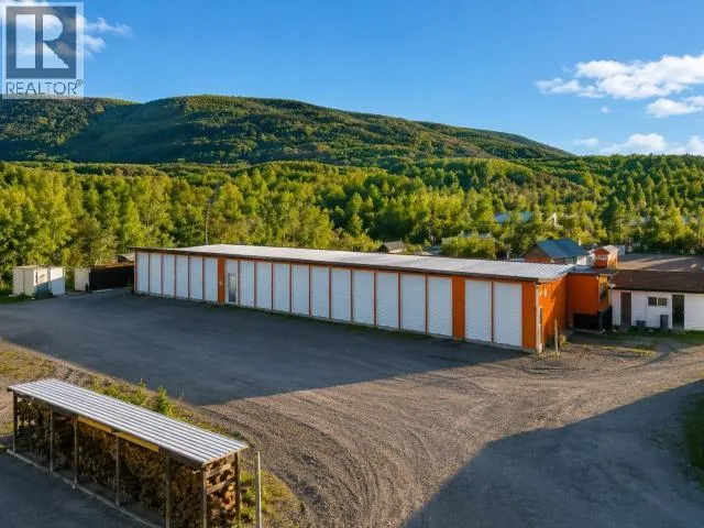 70 MCQUESTEN RD, Faro, Yukon Y0B1K0