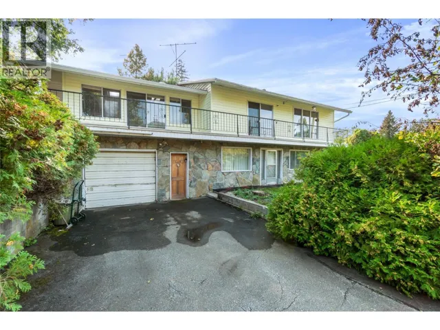 2602 Blind Bay Road, Blind Bay, British Columbia V0E1H1