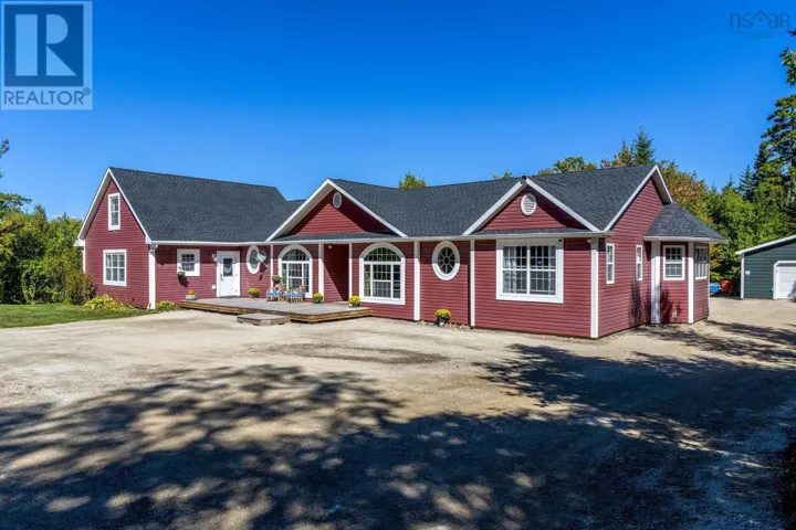 202 Mill Lake Road, Hubbards, Nova Scotia B0J1T0