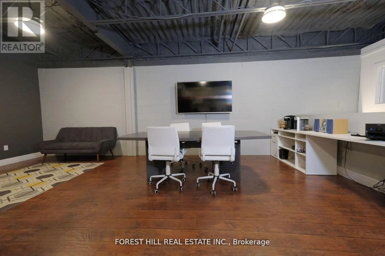 Commercial Sale For Sale