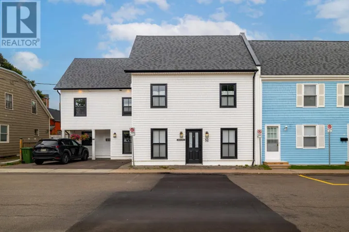 102 52 Sydney Street, Charlottetown, Prince Edward Island C1A1G2