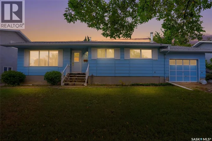524 6th AVENUE E, Assiniboia, Saskatchewan S0H0B0