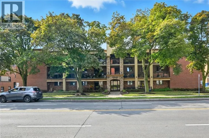 1212 FENNELL Avenue E Unit# 304, Hamilton, Ontario L8T1T2