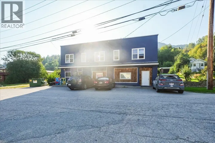 156 Haig Street Street, Warfield, British Columbia V1R2L9