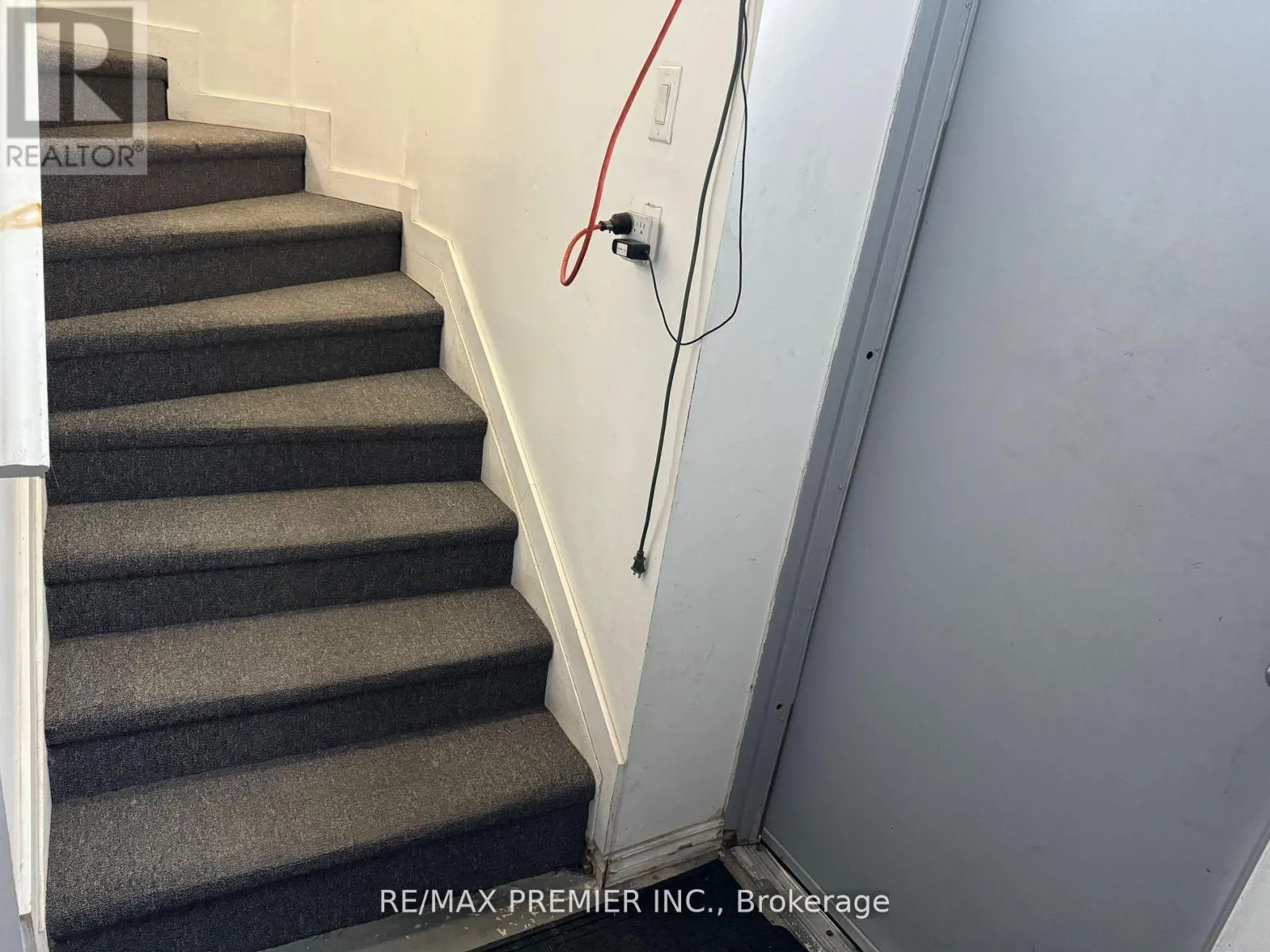 Commercial Sale For Sale