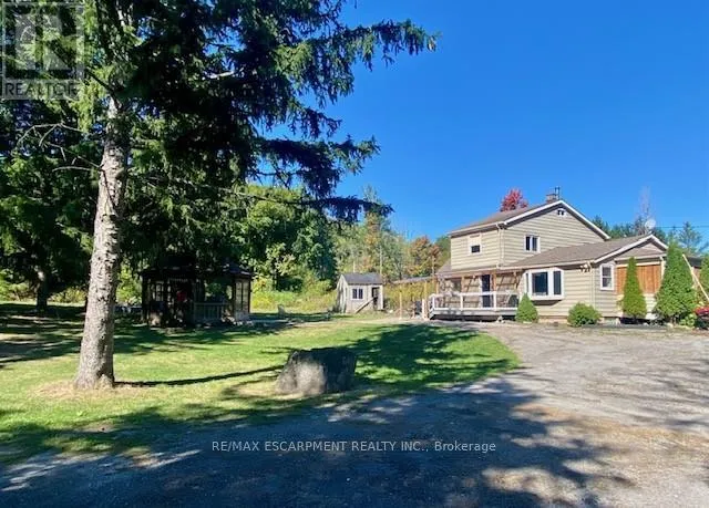 4011 MILLAR CRESCENT, Burlington, Ontario L7R3X4
