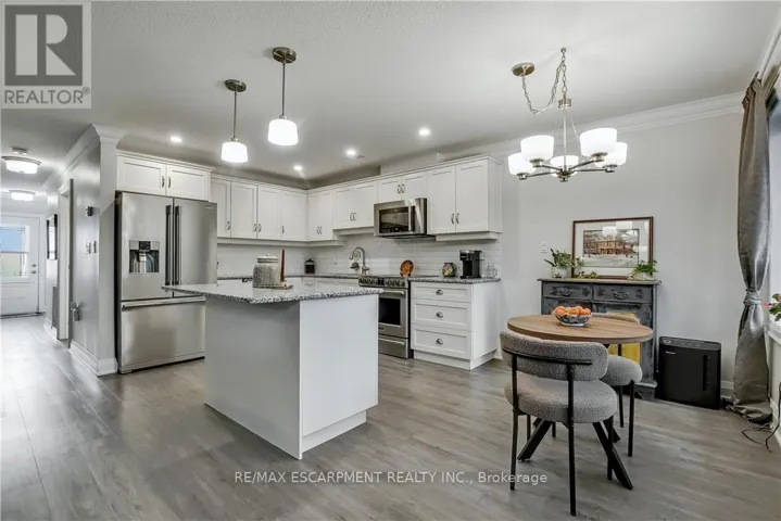 47 BISHOP REDING TRAIL, Hamilton (Kennedy), Ontario L9B2L7