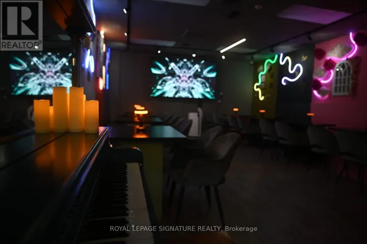 GROUND FLOOR - 8403 YONGE STREET, Markham (Langstaff South), Ontario L3T6R2