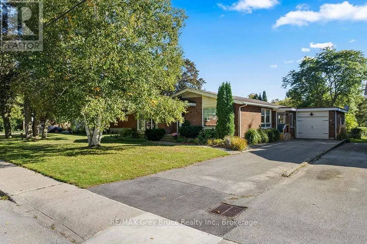 563 21 STREET W, Owen Sound, Ontario N4K4E7