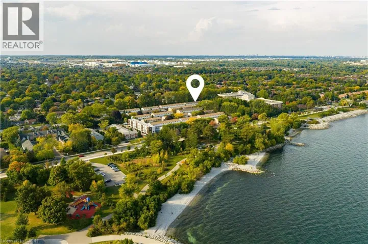 5475 LAKESHORE Road Unit# 19, Burlington, Ontario L7L1E1