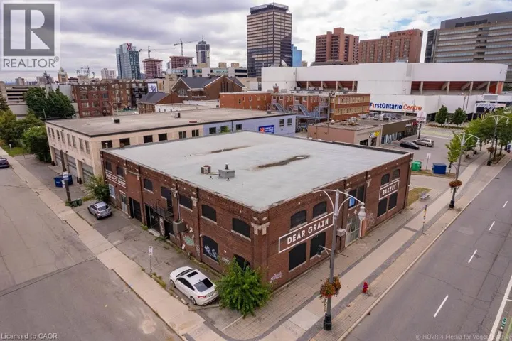 90 BAY Street N, Hamilton, Ontario L8R3N3
