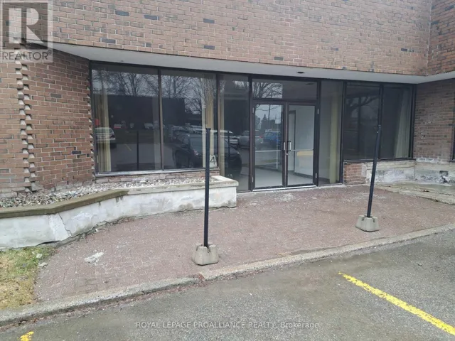 4 - 555 CALIFORNIA AVENUE, Brockville, Ontario K6V7N6