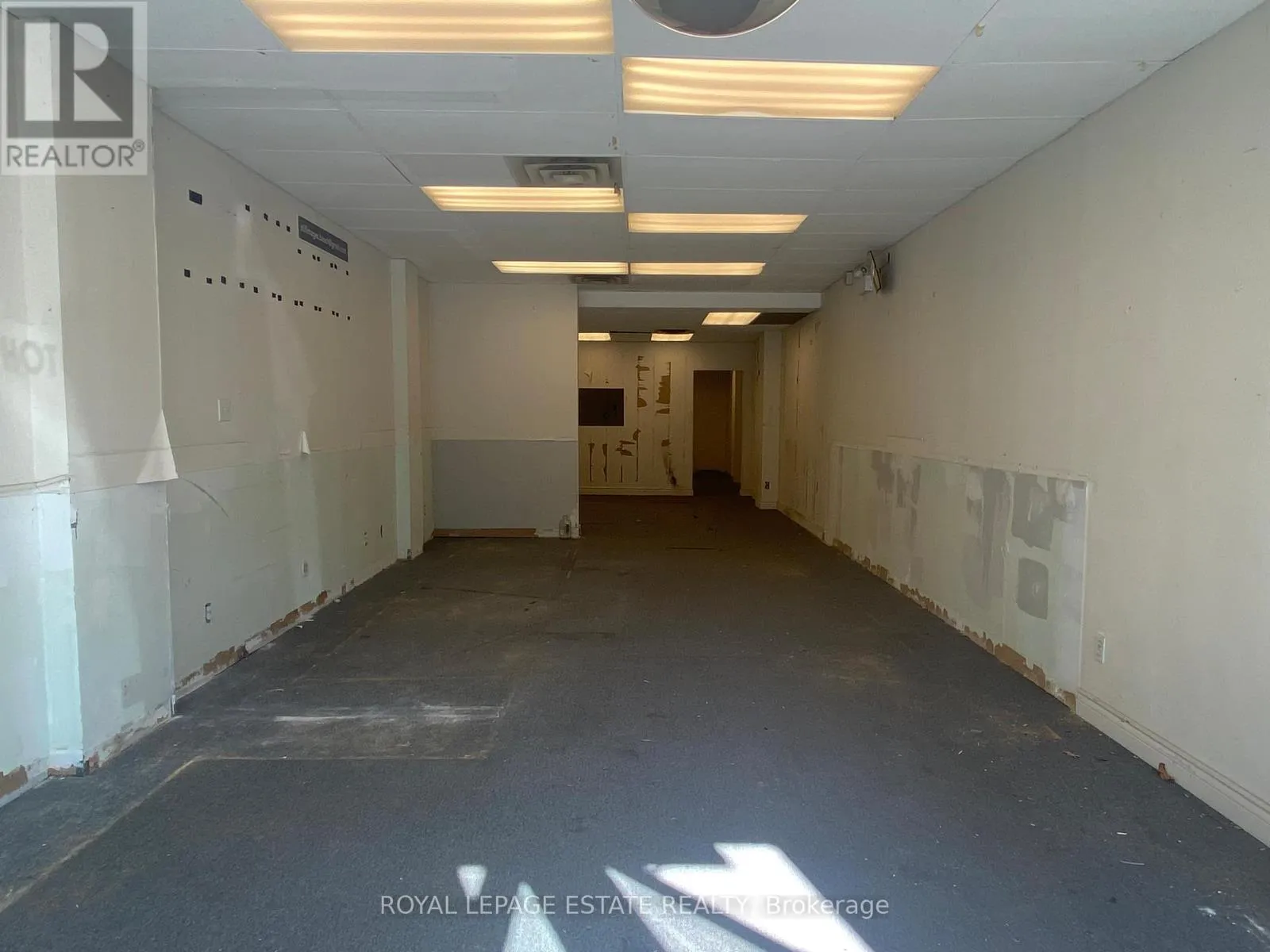 Commercial Sale For Sale