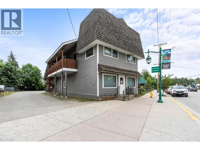 1961 Vernon Street, Lumby, British Columbia V0E2G0