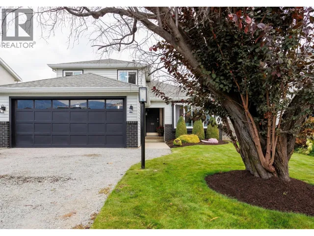 2614 Applegreen Court, West Kelowna, British Columbia V1Z3K8