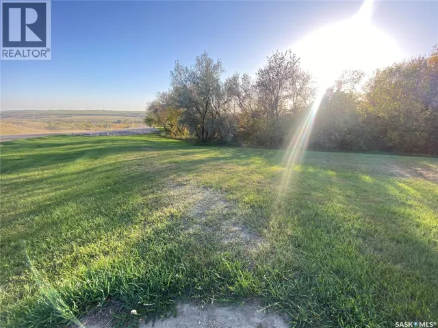 26 Park AVENUE, Oxbow, Saskatchewan S0C2B0