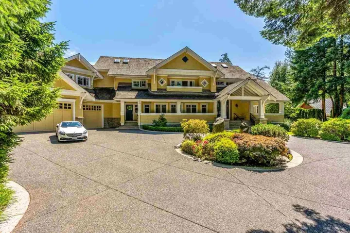 13356 26 AVENUE, Surrey, British Columbia V4P1Y3