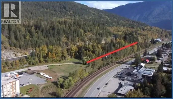1640 Bend Frontage Road, Revelstoke, British Columbia V0E2S0