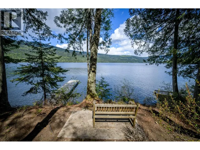 5319 EAST BARRIERE LAKE FS Road, Barriere, British Columbia V0E1E0