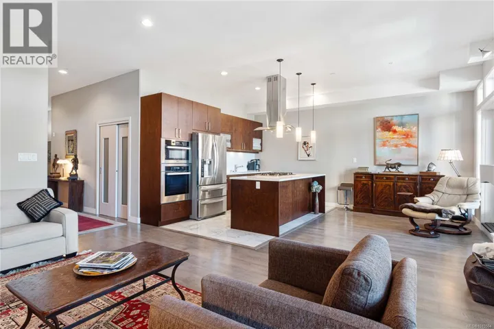 403 10 Chapel St, Nanaimo, British Columbia V9R5H2