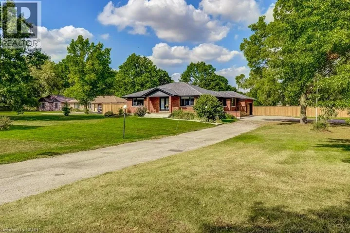 542 PARIS Road, Paris, Ontario N3L3E1