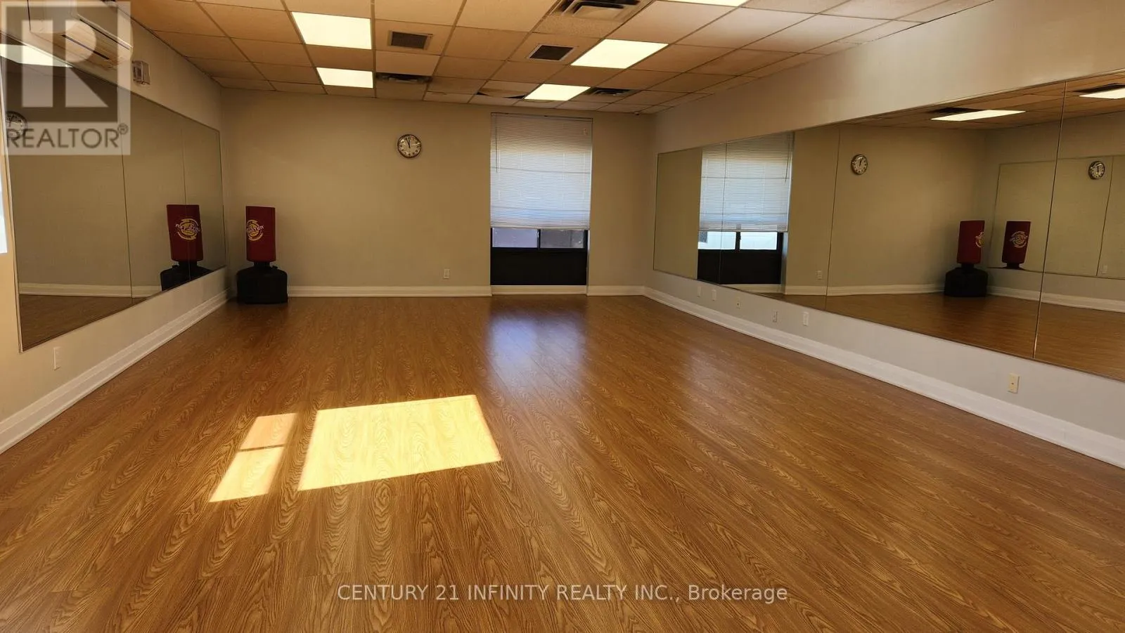 Commercial Sale For Sale