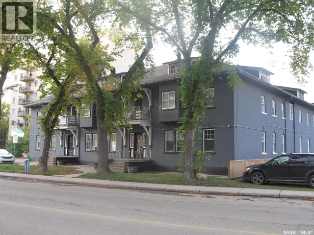 305 Queen STREET, Saskatoon, Saskatchewan S7K0M1
