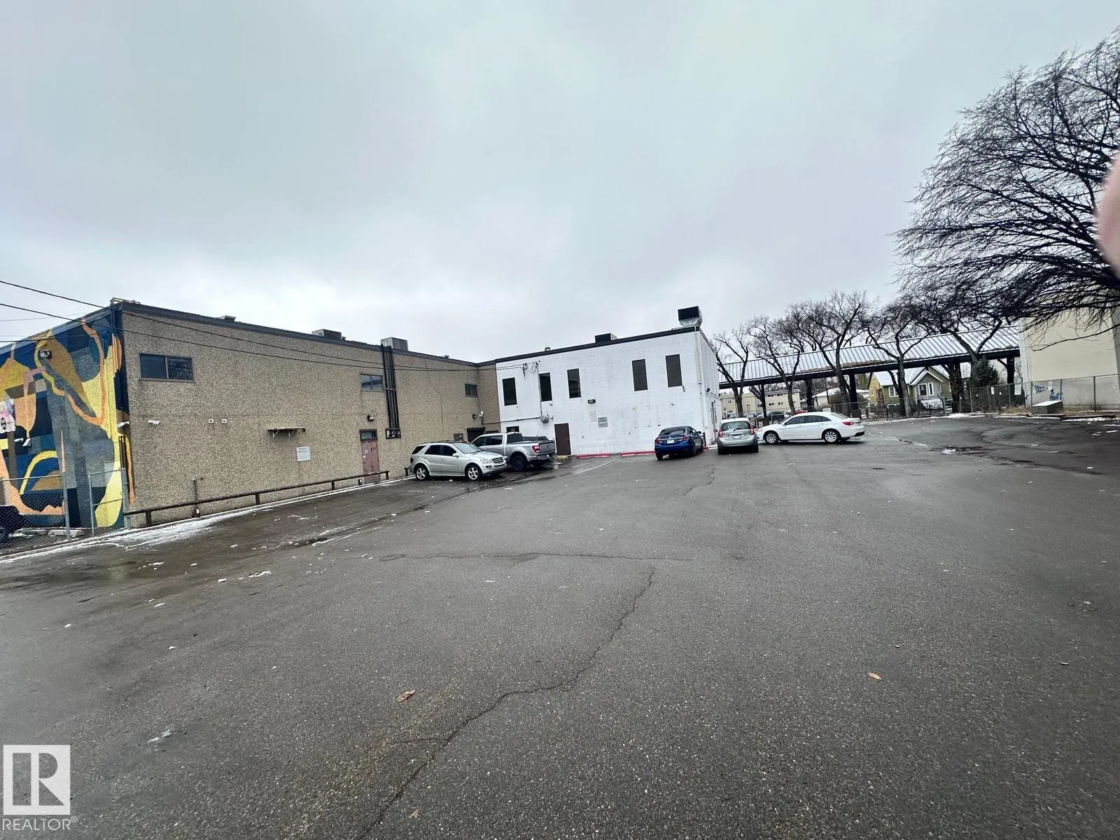Commercial Sale For Sale