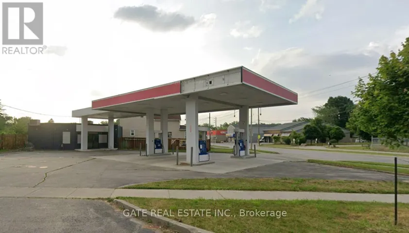 33 OAK STREET E, Leamington, Ontario N8H2C3
