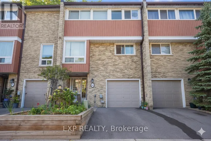 915 INVERHOUSE DRIVE, Mississauga (Clarkson), Ontario L5J4B2