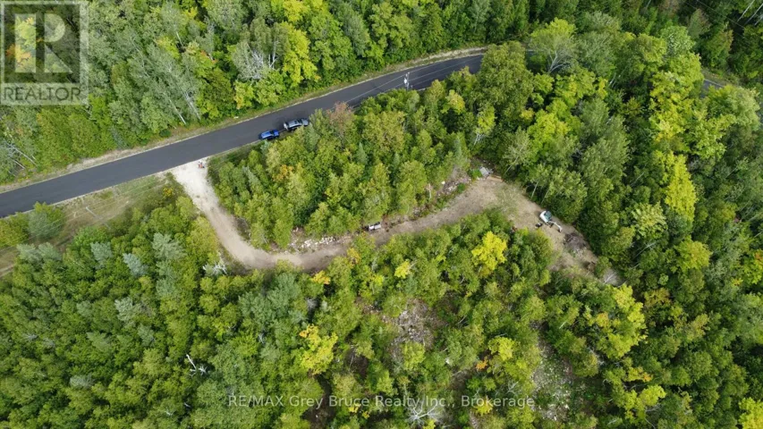 41 NOBLE DRIVE, Northern Bruce Peninsula, Ontario N0H1Z0