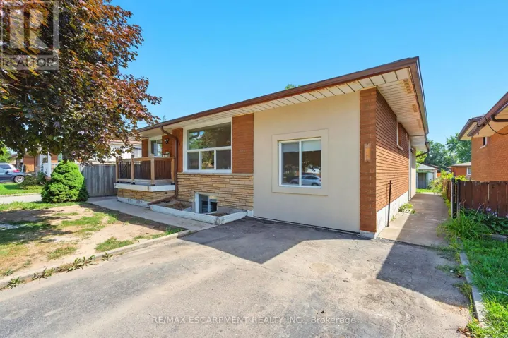 929 UPPER OTTAWA STREET, Hamilton (Berrisfield), Ontario L8T3V6