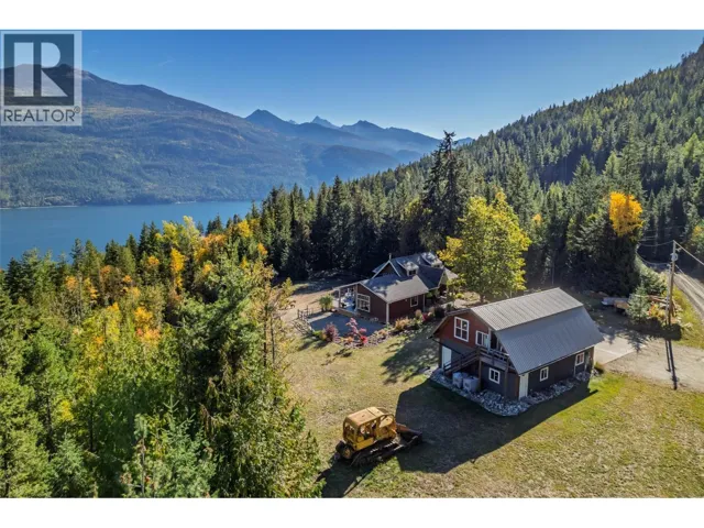 8840 Olson Road, Kaslo, British Columbia V0G1M0
