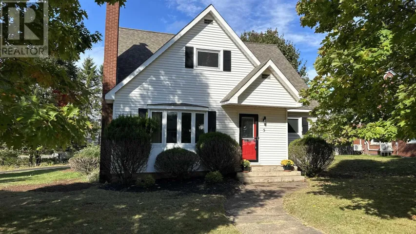 5 Pattillo Avenue, Truro, Nova Scotia B2N1K5