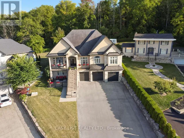 82 MARGARET AVENUE, Hamilton (Stoney Creek), Ontario L8G3G5
