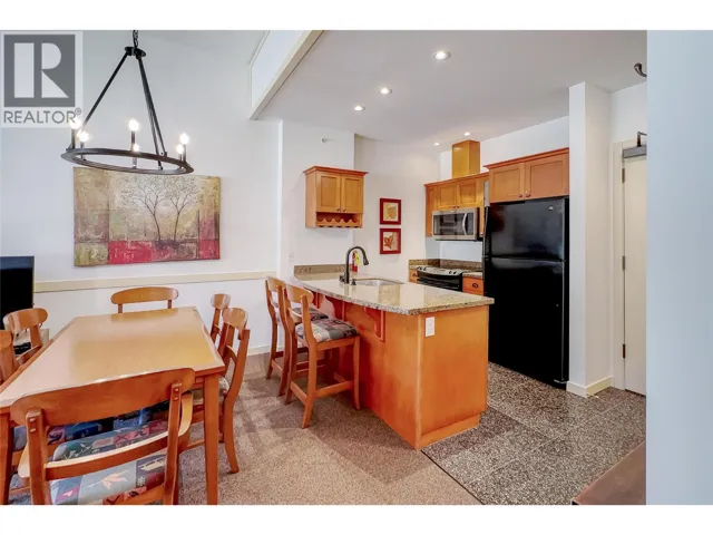 255 Feathertop Way Unit# 320, Big White, British Columbia V1P1P3