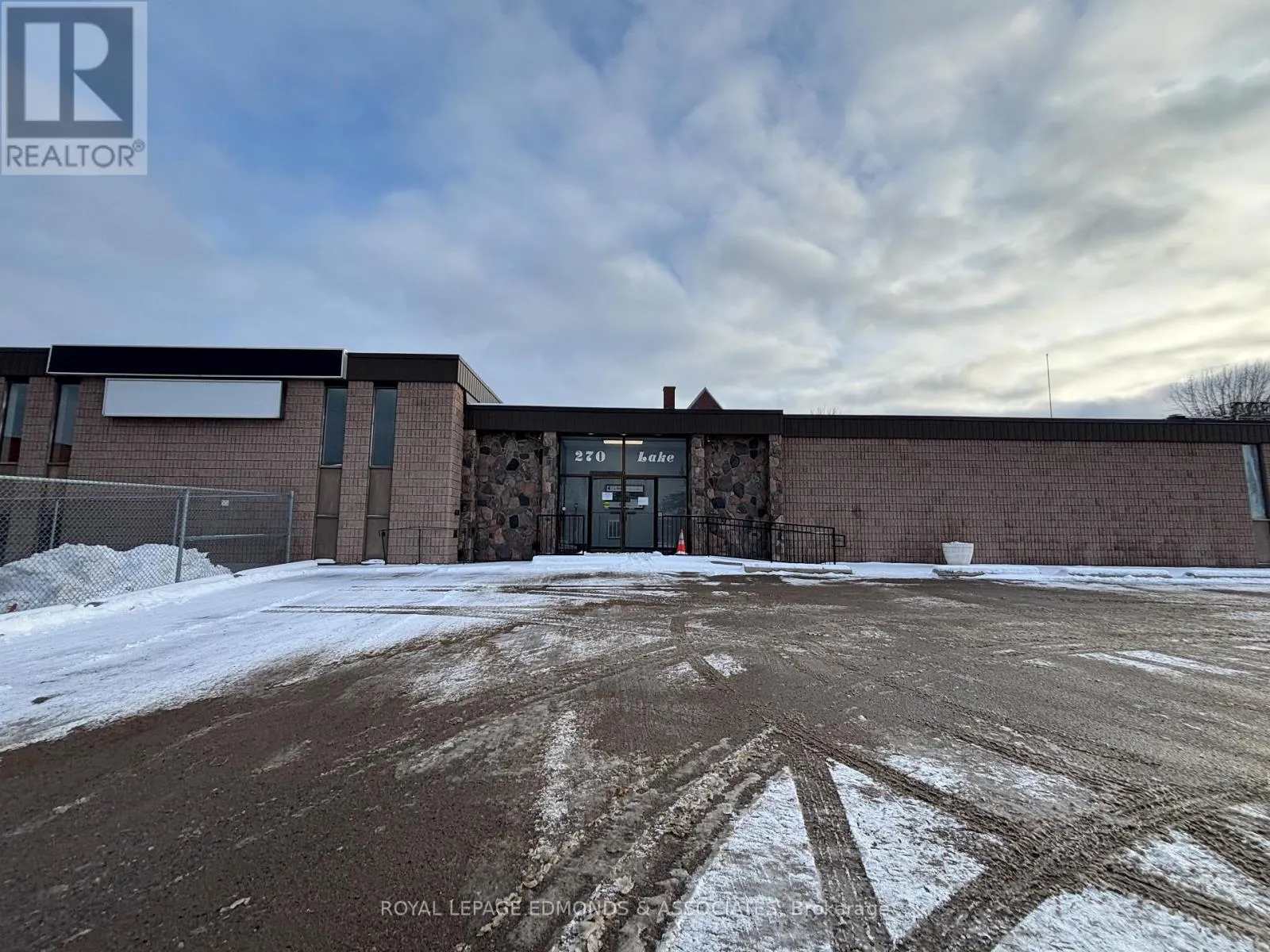 Commercial Lease For Rent