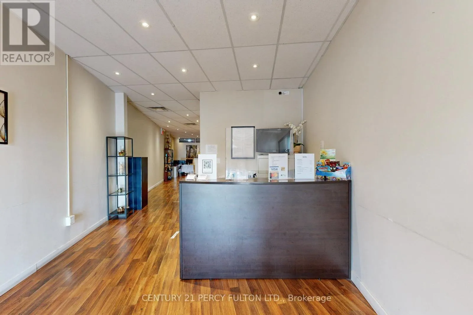 Commercial Sale For Sale