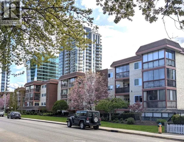 1450 Bertram Street Unit# 302, Kelowna, British Columbia V1Y8R9