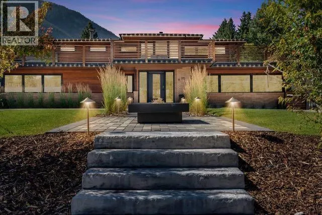 115 Spray Avenue, Banff, Alberta T1L1A1