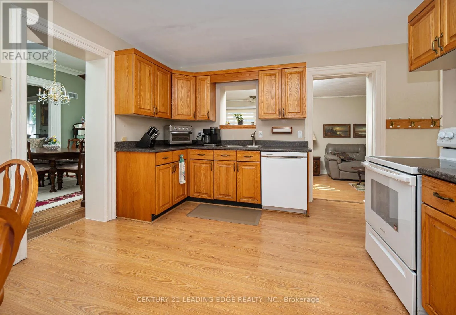 Commercial Sale For Sale
